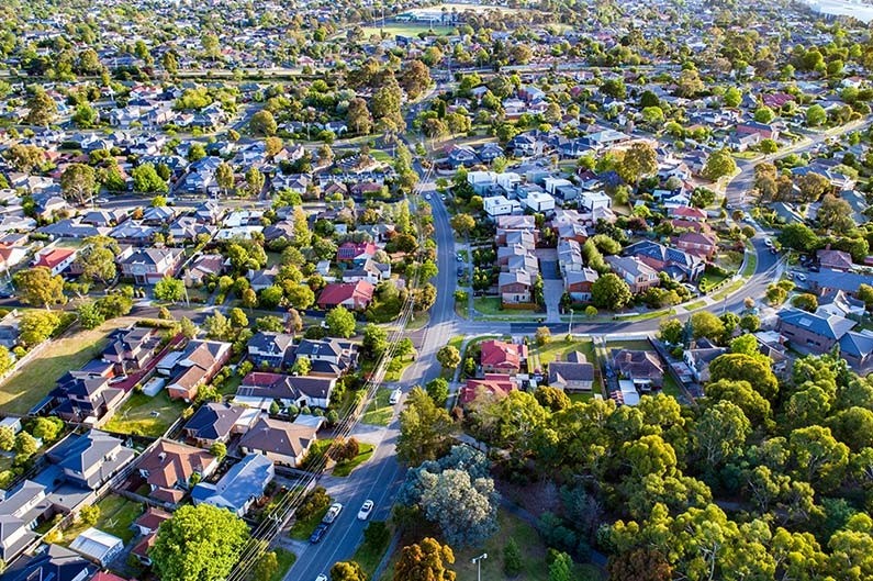 恒业贷款 Melbourne-suburbs 1/3的墨尔本城区加入百万中位价大军|恒业信贷/贷款 新闻资讯  房屋中位价 墨尔本城区   墨尔本贷款信贷,墨尔本买房房产地产贷款,个人贷款信贷